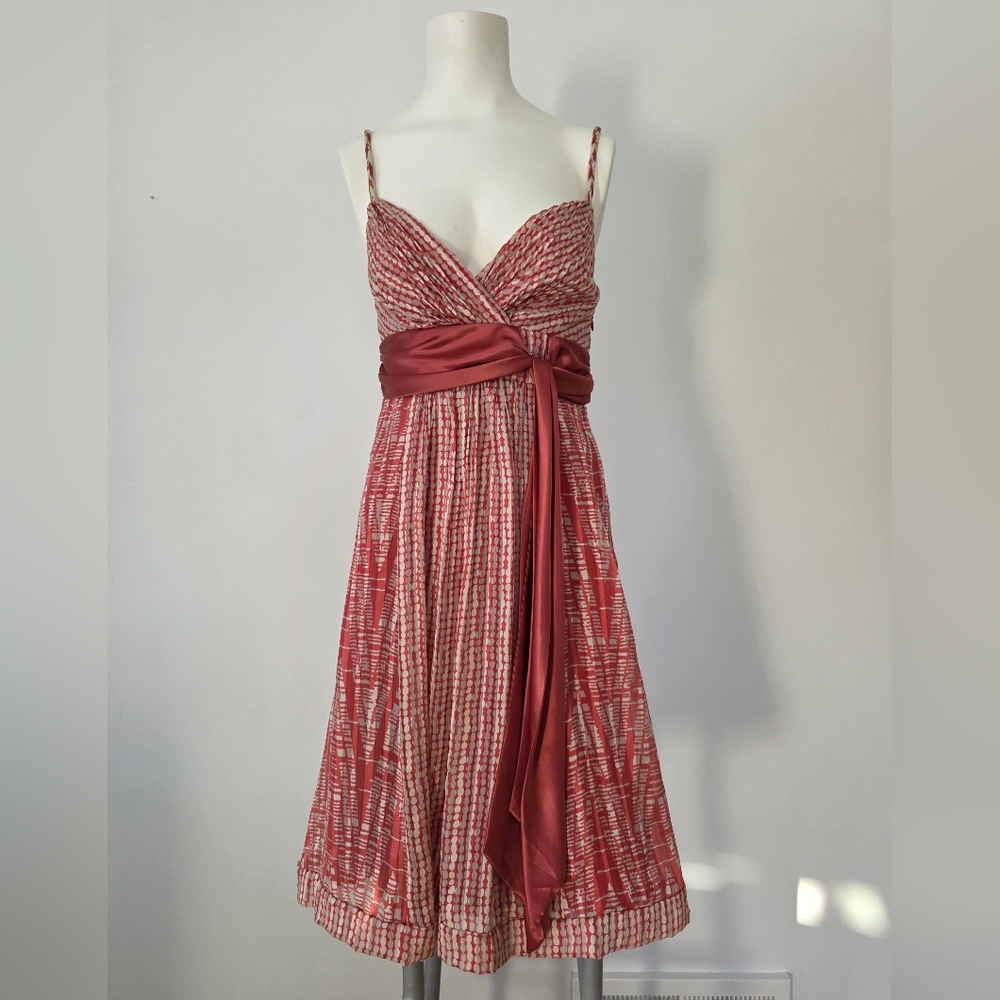 BCBGMAXAZRIA 100% Silk Printed Wrap-Style Dress – Size 0